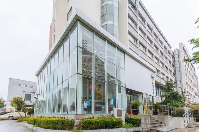 Starway Hotel At Pudong Shanghai Esterno foto