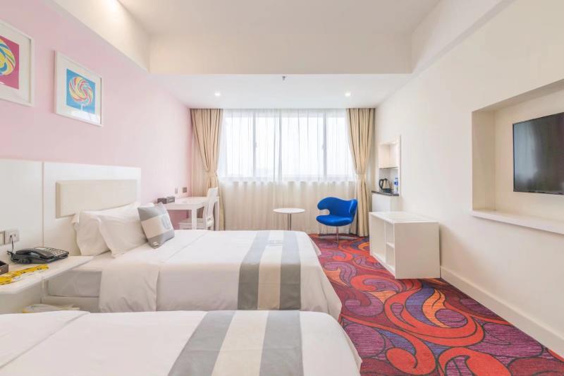 Starway Hotel At Pudong Shanghai Esterno foto